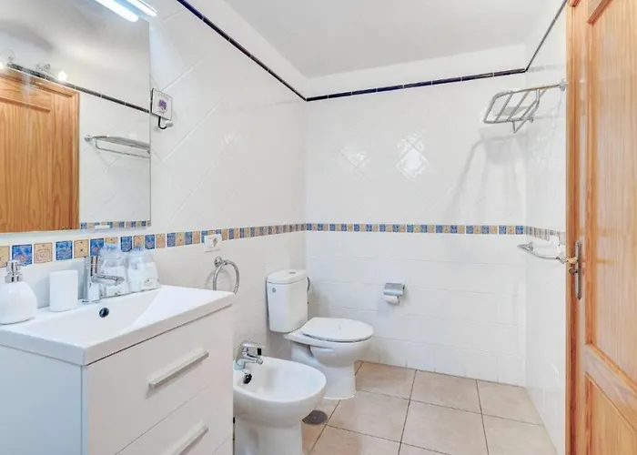 Apartman Mara's House With Heated Pool, Air Con And Second Mezzanine Bedroom *