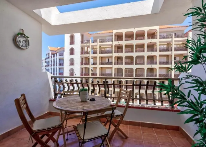 Apartman Mara's House With Heated Pool, Air Con And Second Mezzanine Bedroom *