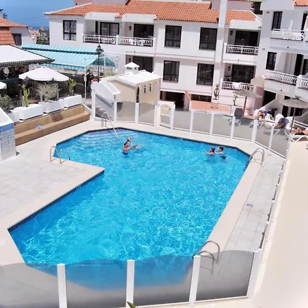 Mara's House With Heated Pool, Air Con And Second Mezzanine Bedroom * Los Cristianos (Tenerife)