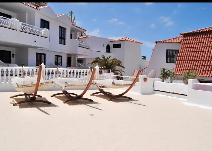 Mara's House With Heated Pool, Air Con And Second Mezzanine Bedroom * Los Cristianos (Tenerife)
