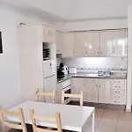 Apartamento Mara's House With Heated Pool, Air Con And Second Mezzanine Bedroom Los Cristianos (Tenerife)